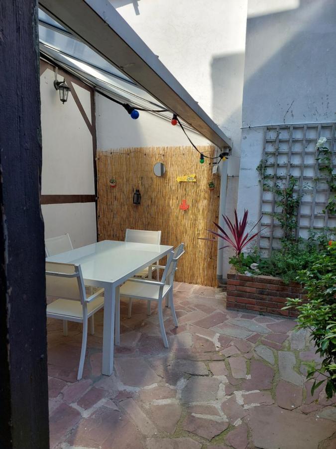 Comme Une Maison, Duplex Terrasse Hypercentre De Trouville Trouville-sur-Mer Exterior foto