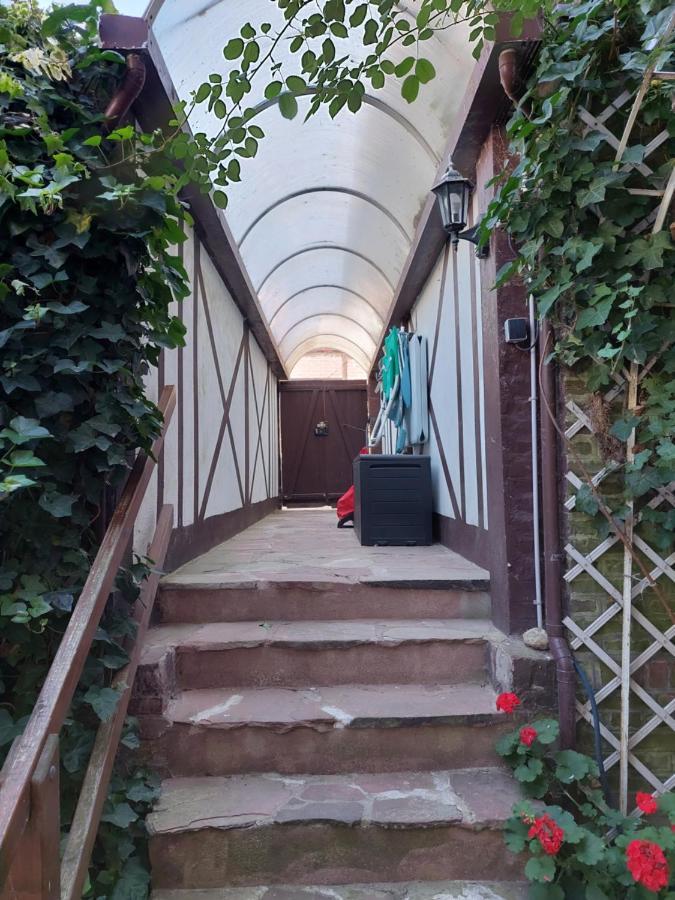 Comme Une Maison, Duplex Terrasse Hypercentre De Trouville Trouville-sur-Mer Exterior foto